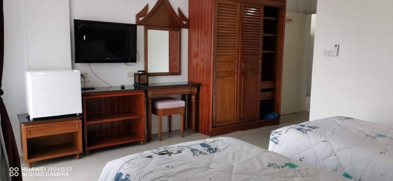 Sure Guesthouse شاطئ كامالا المظهر الخارجي الصورة