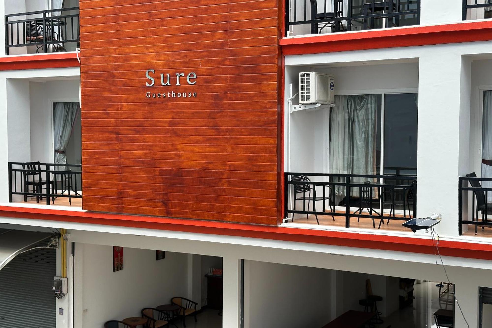 Sure Guesthouse شاطئ كامالا المظهر الخارجي الصورة